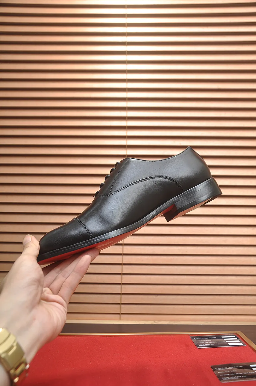 Men's shoes 💰620💶 [Chrstian Loubotin] Red-soled shoes 💋Original mold opening, the highest version on the market, purely handmade ➕Imported cowhide uppers, first-layer water-dyed cowhide lining! Original EU high-gloss outsole. 38 to 45 (45 customized),